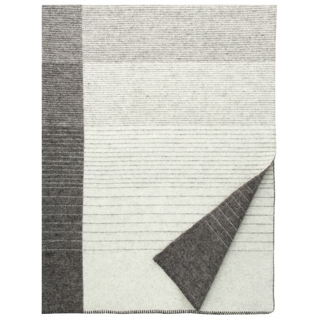 Wool blanket Kaamos 150x200, brown / Finnsheep