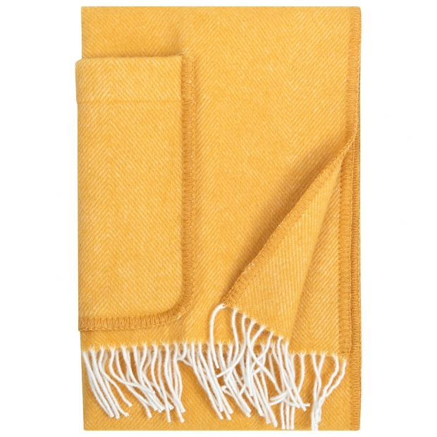 Arvo scarf, with pockets / naturally dyed orange / Finnsheep