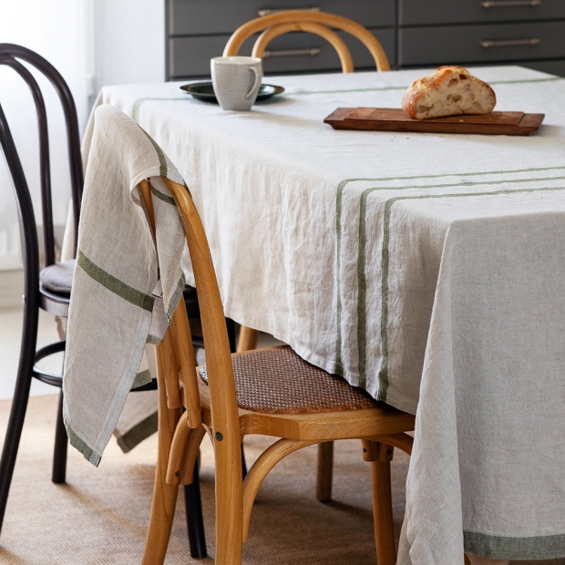 Linen tablecloth / blanket Usva 150x260, linen-olive