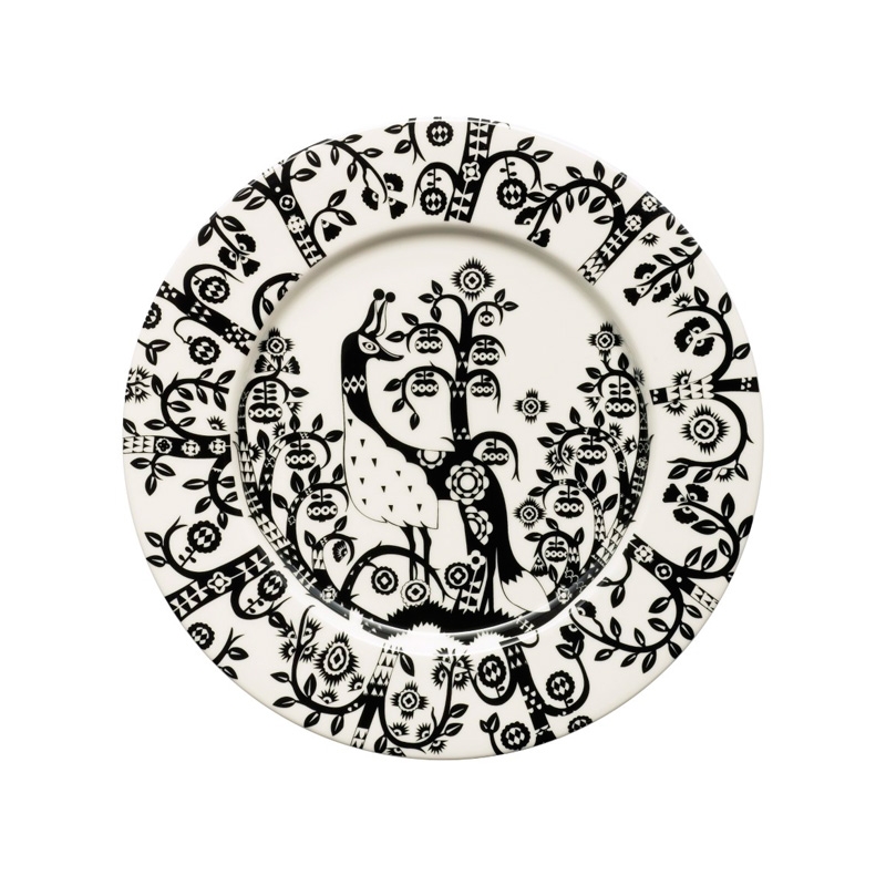 Taika plate 22cm, black
